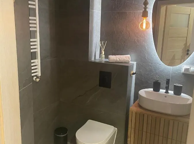 Apartament Silence Stone Hill Jaspis アパート シクラルスカ・ポレンバ